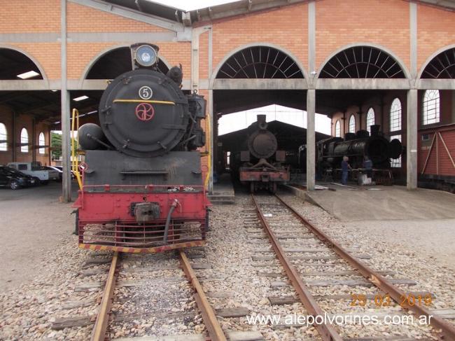 Locomotivas a vapor Donna Teresa Cristina Railway em Tubarac, Brasil