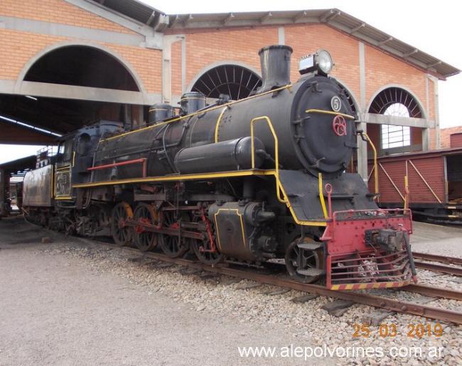 Locomotivas a vapor Donna Teresa Cristina Railway em Tubarac, Brasil